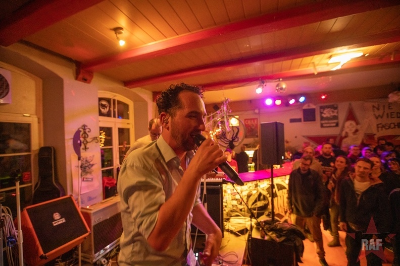 2022-12-28 20-10-21 08